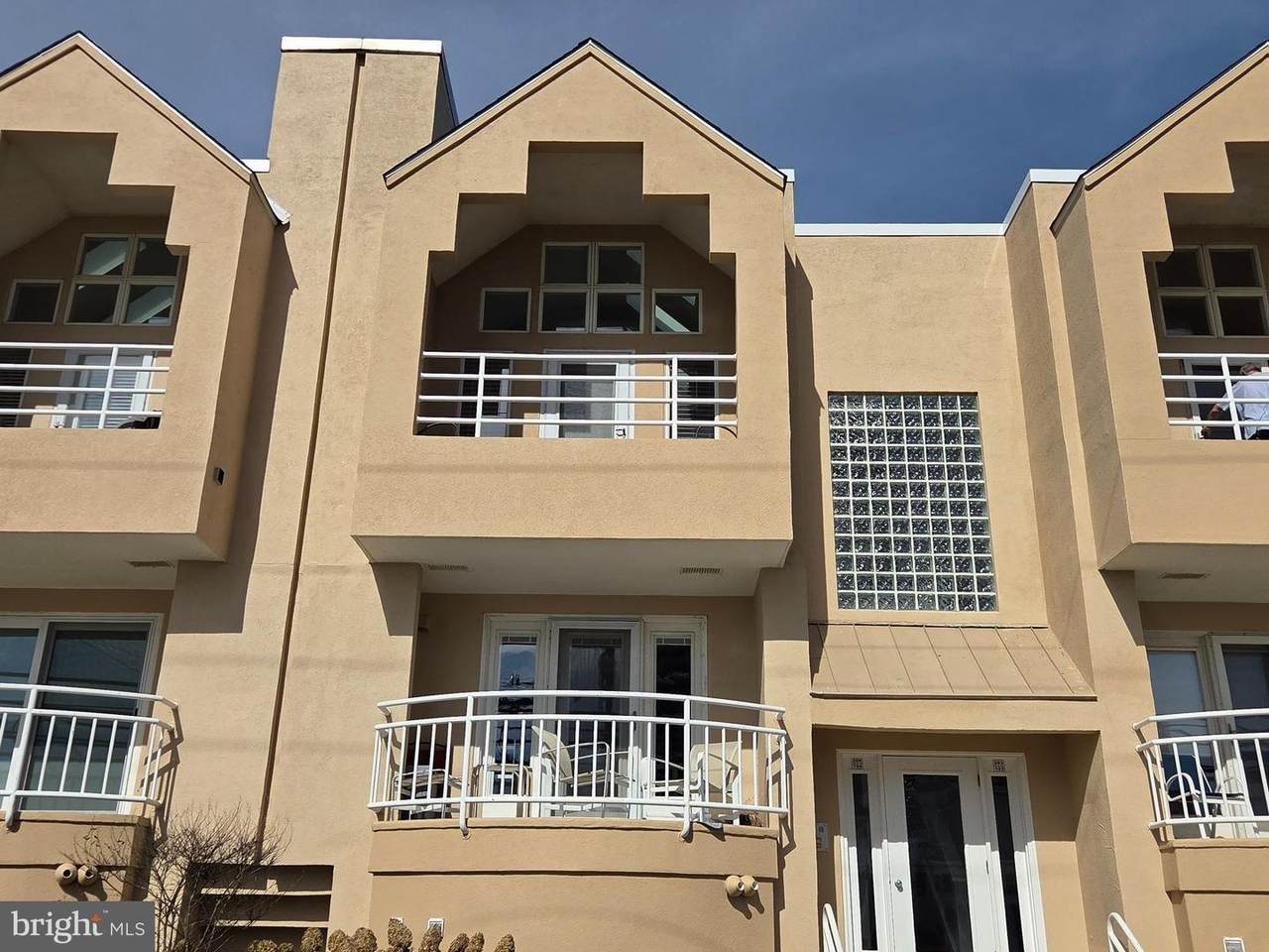 9101 Atlantic Avenue - Photo 1