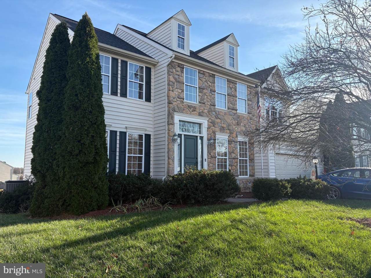 101 Rustling Leaf Place - Photo 1