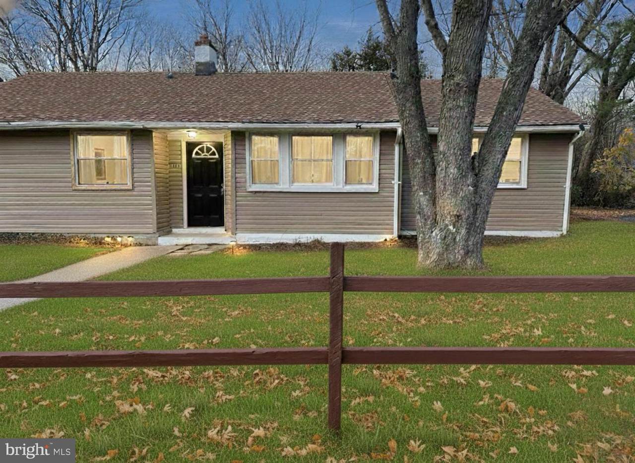 143 Kinsley Road - Photo 1