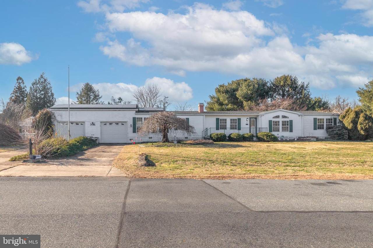 22 Greenwing Drive - Photo 1