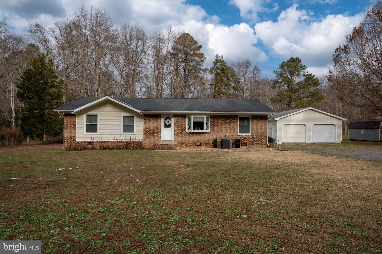 1758 Kingsland Road - Photo 1