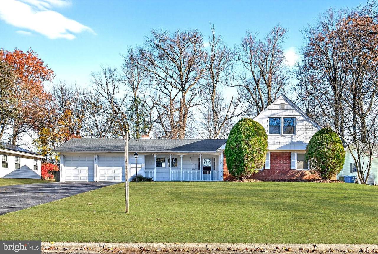 248 Club House Drive - Photo 1