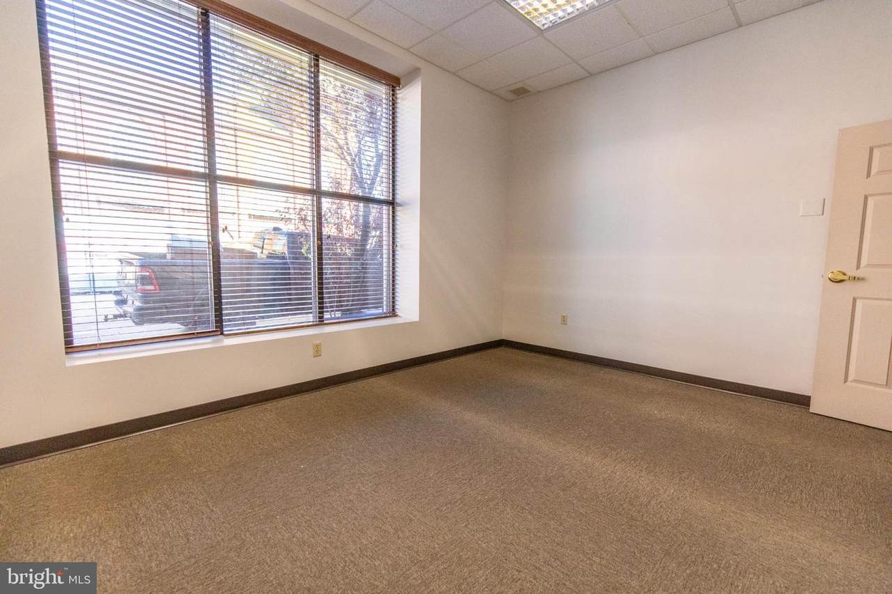 101 Queen Street - Photo 1