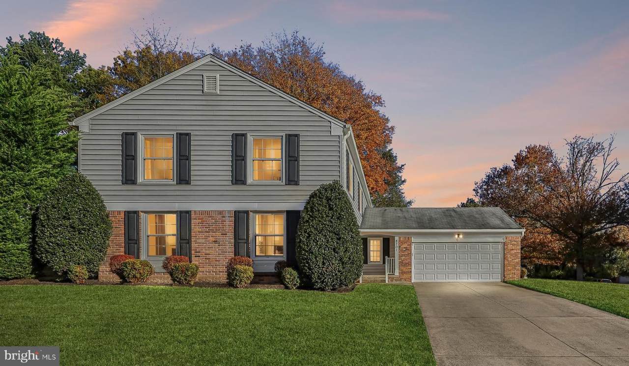 8701 Sleepy Hollow Lane - Photo 1