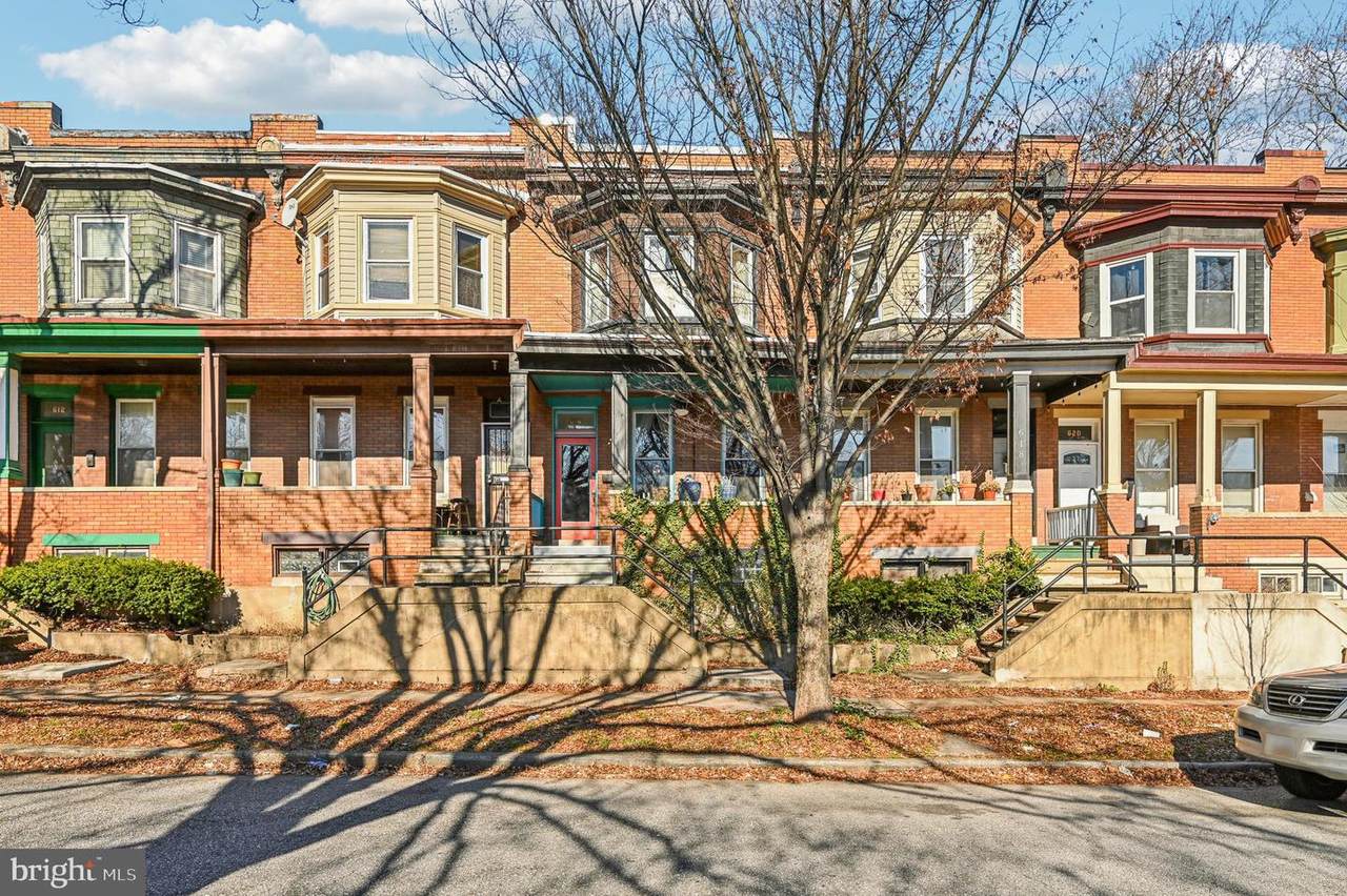 616 33RD Street - Photo 1