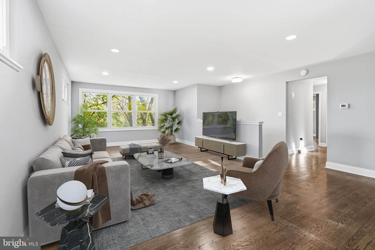 311 Old New Windsor Pike - Photo 1