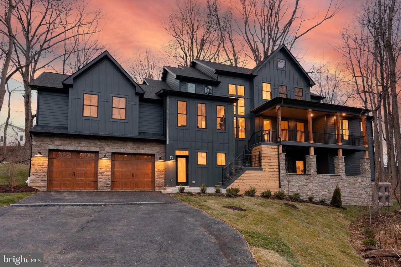 3520 Castle Way - Photo 1