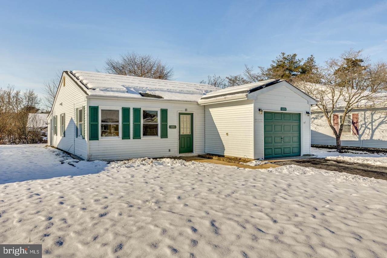 105 Huntington Drive - Photo 1