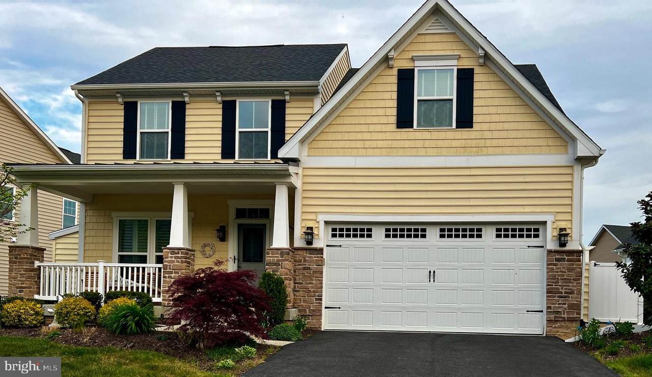 41230 Gloucester Drive - Photo 1