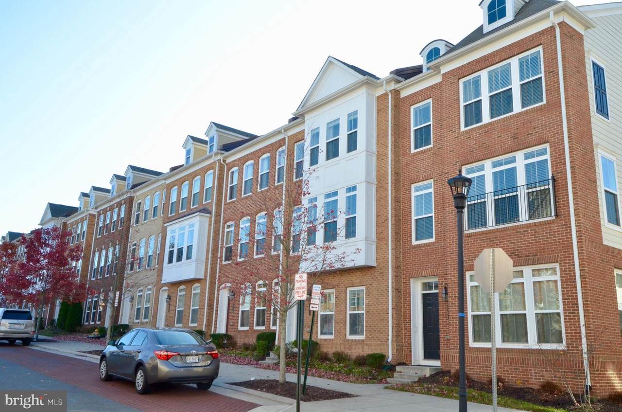 3053 Waterloo Lane - Photo 1