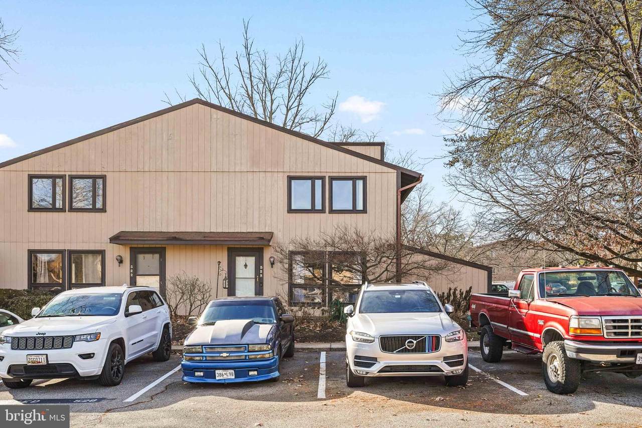 528 Glen Court - Photo 1