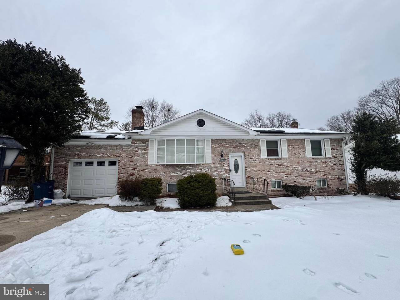 2102 Trafalgar Drive - Photo 1