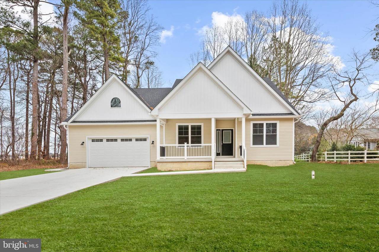 6551 Decou Drive - Photo 1