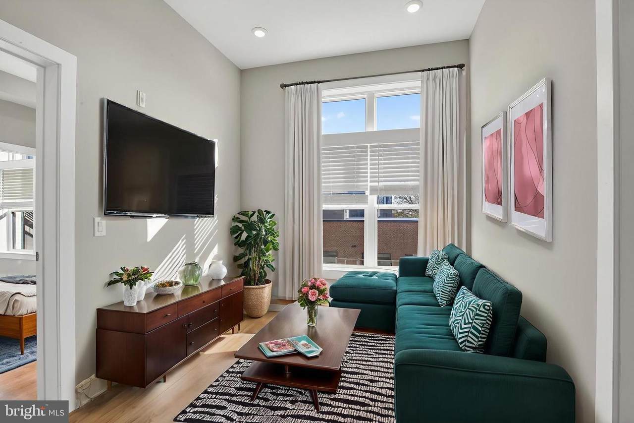 2034 Front Street - Photo 1