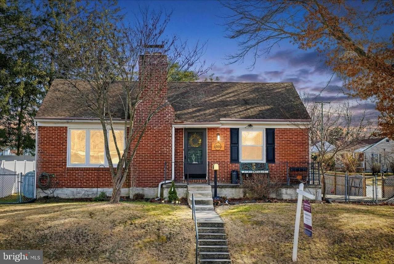 303 Graceford Drive - Photo 1