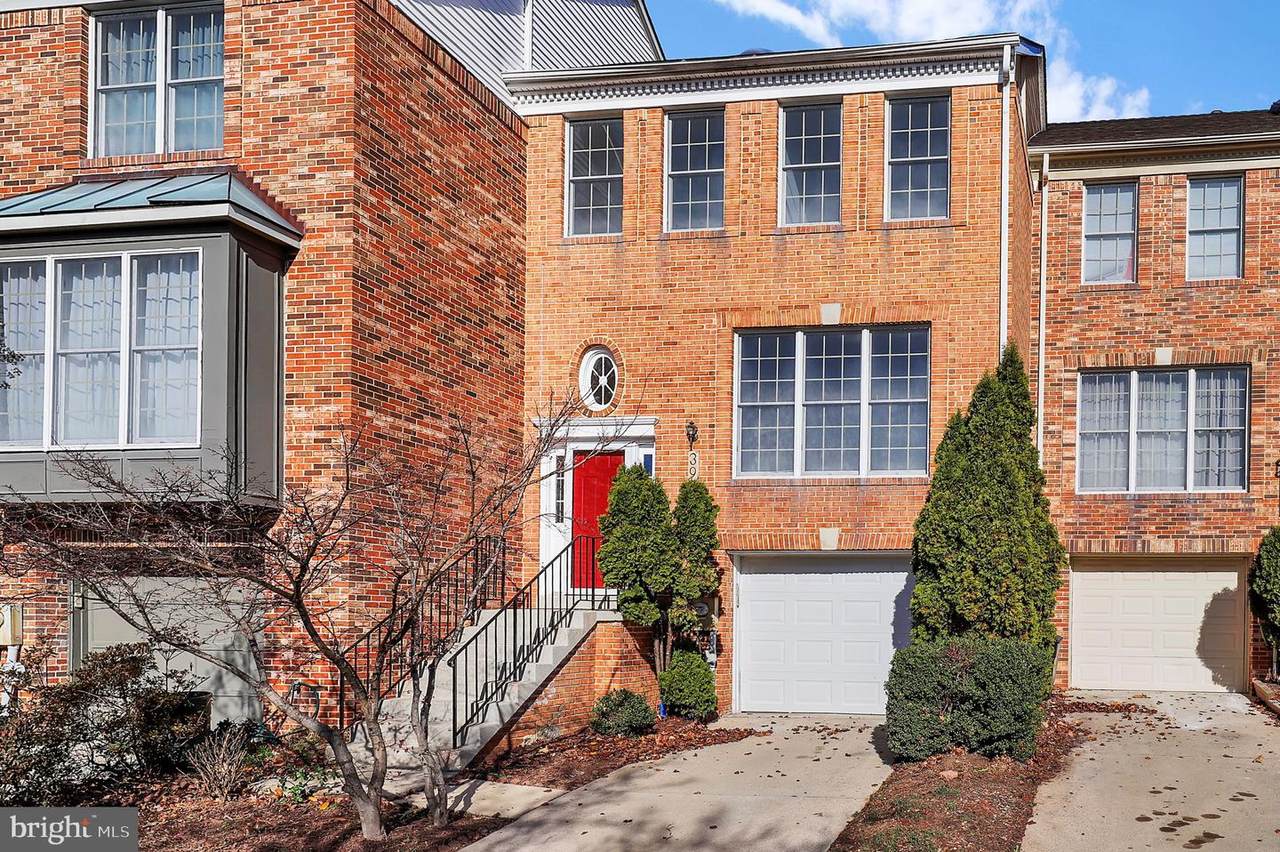 3920 Dunes Way - Photo 1