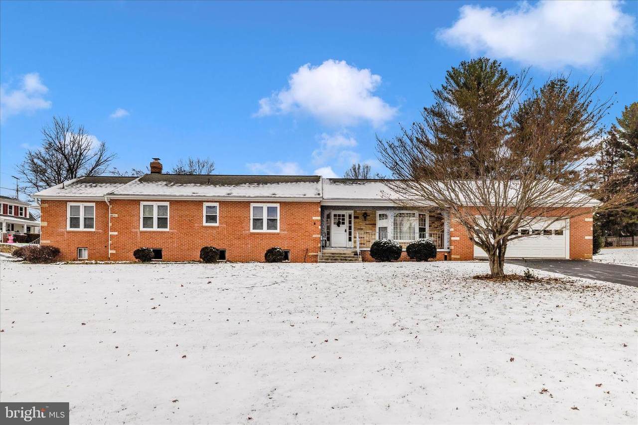 215 Broad Street - Photo 1