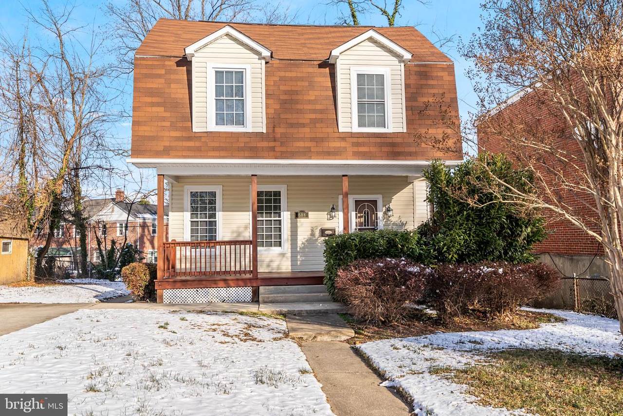 608 Harwood Avenue - Photo 1