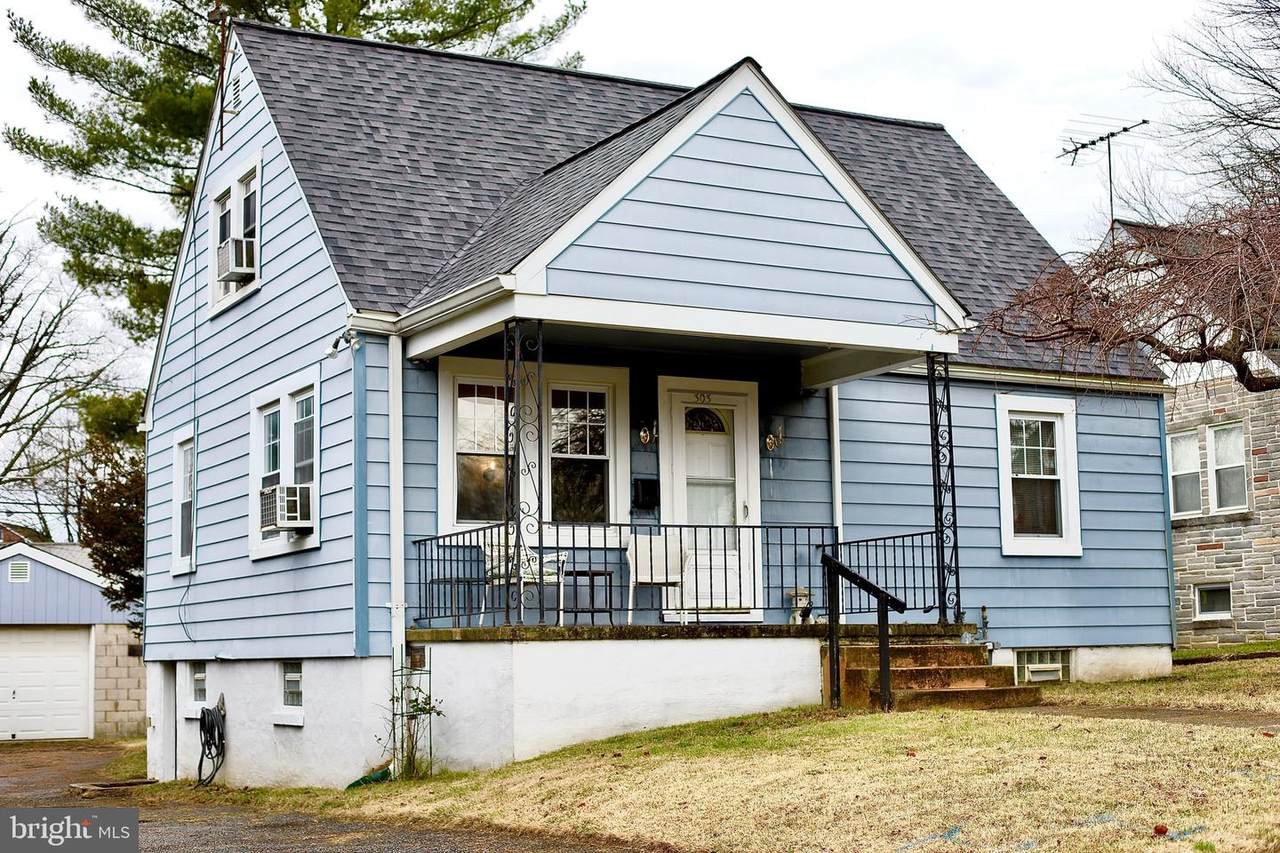 303 Willow Avenue - Photo 1