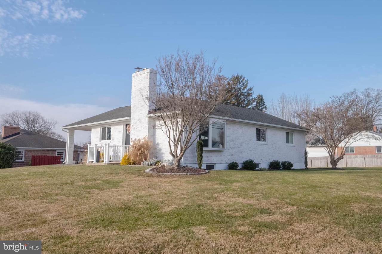 1522 Southview Road - Photo 1