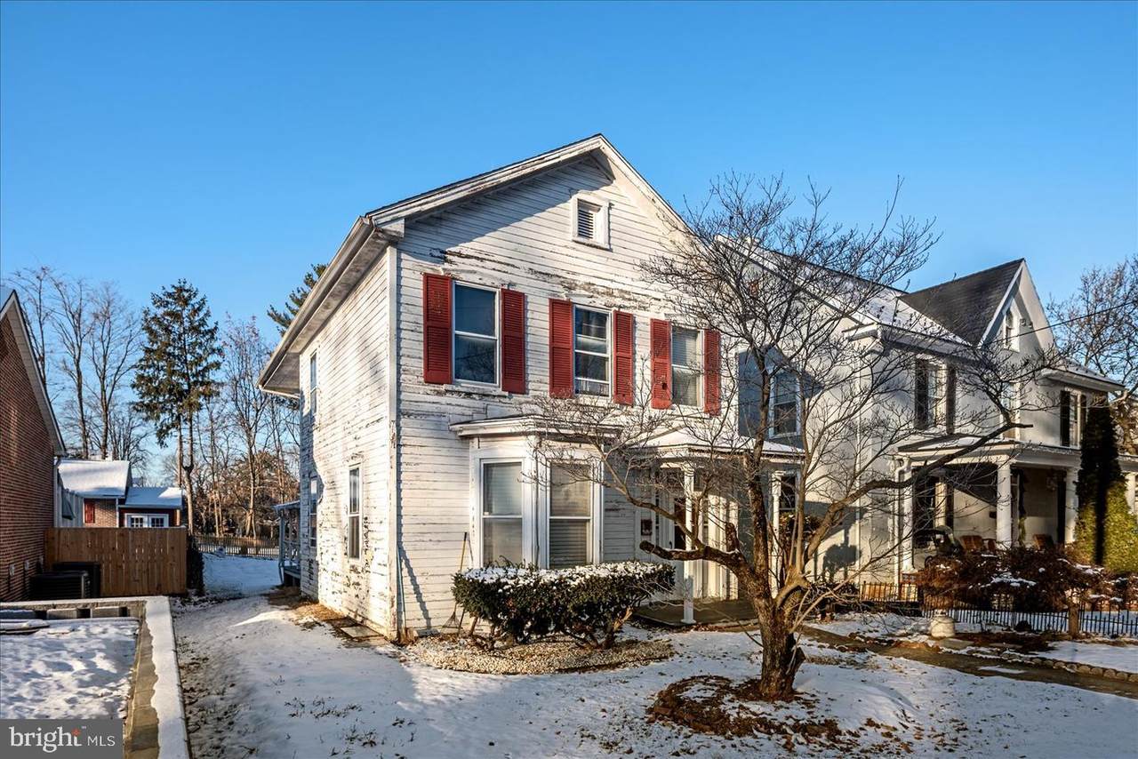 412 Samuel Street - Photo 1