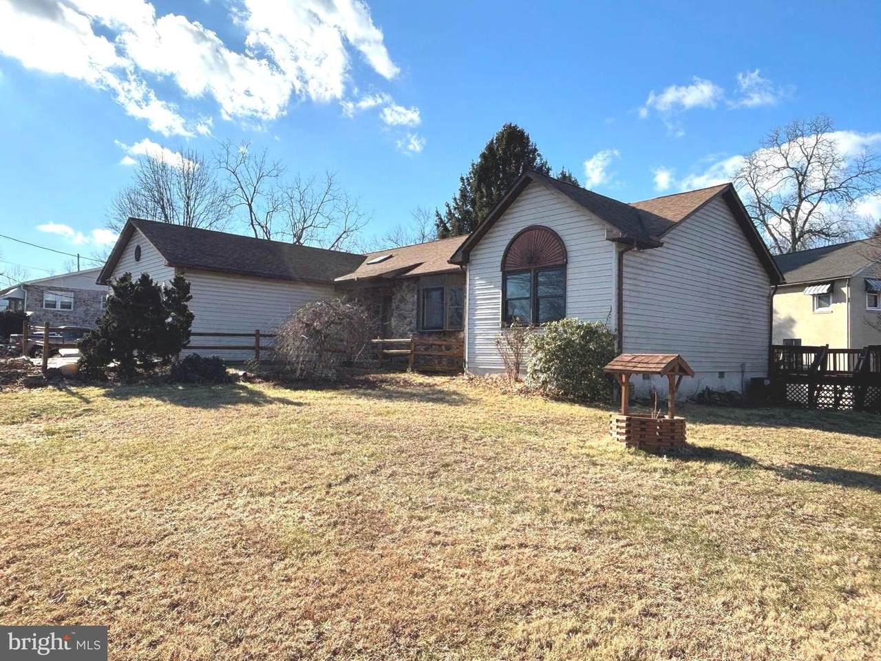 6 Magnolia Drive - Photo 1