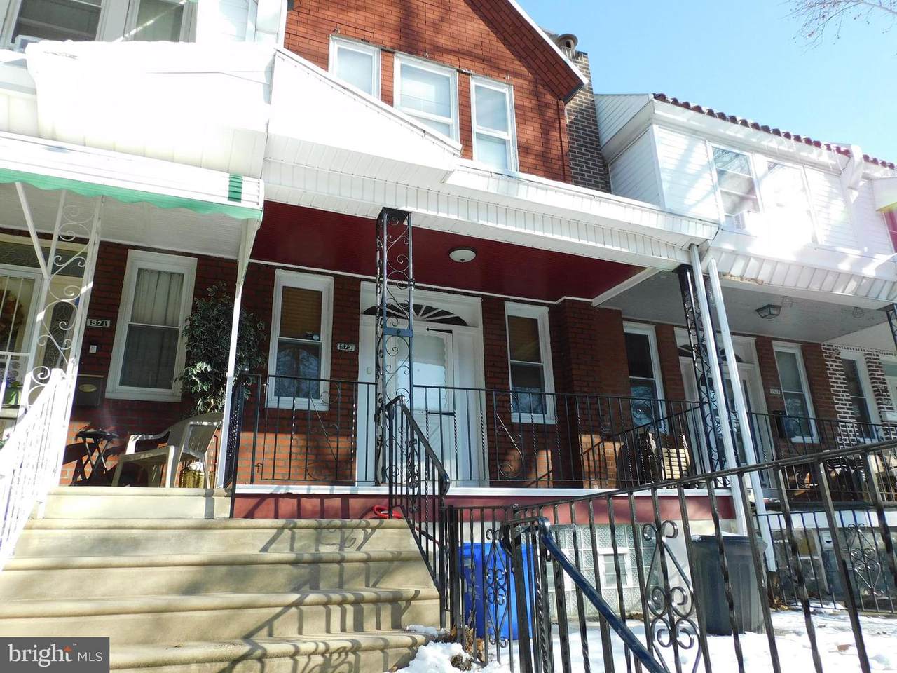 573 Carver Street - Photo 1