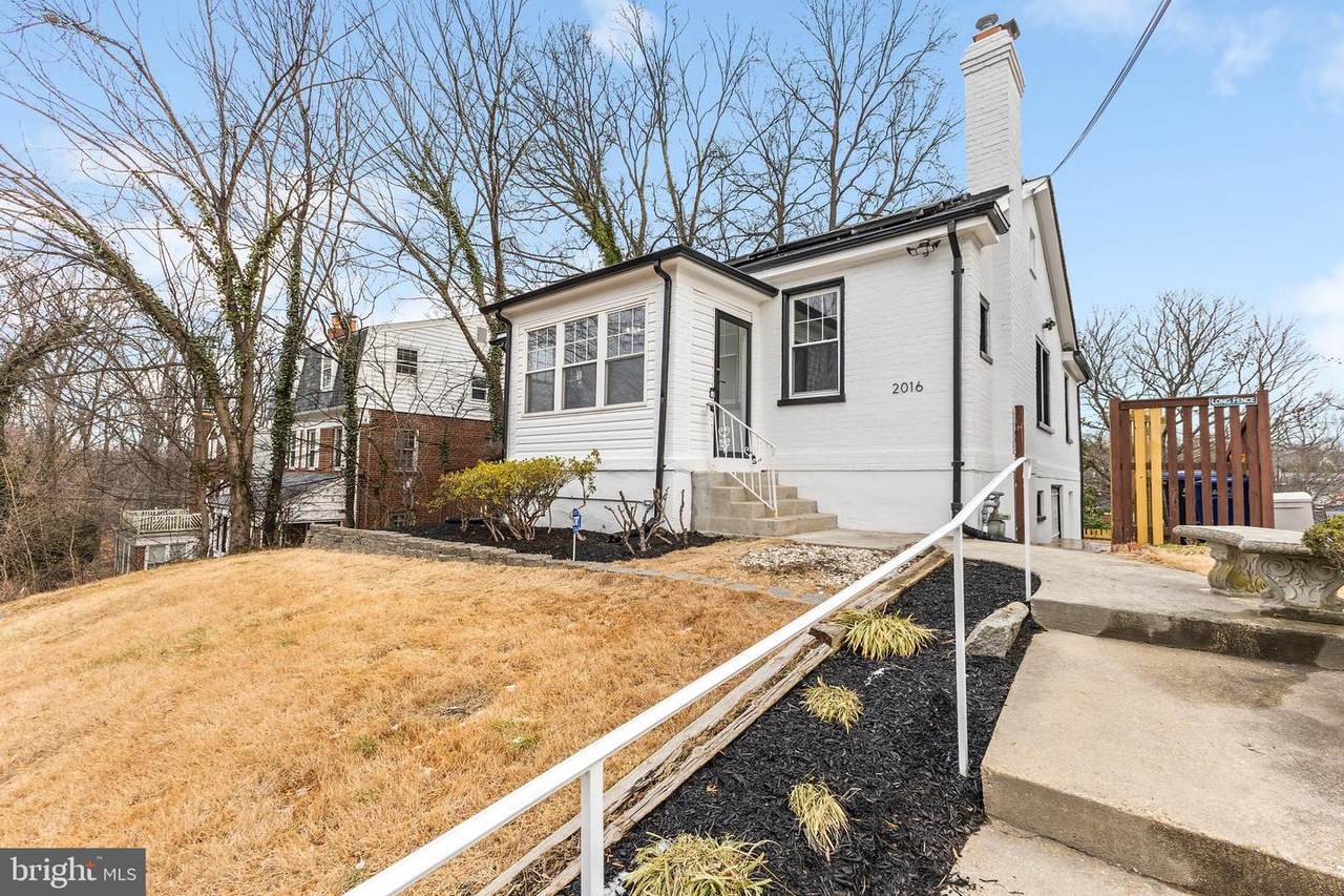 2016 32ND Street - Photo 1