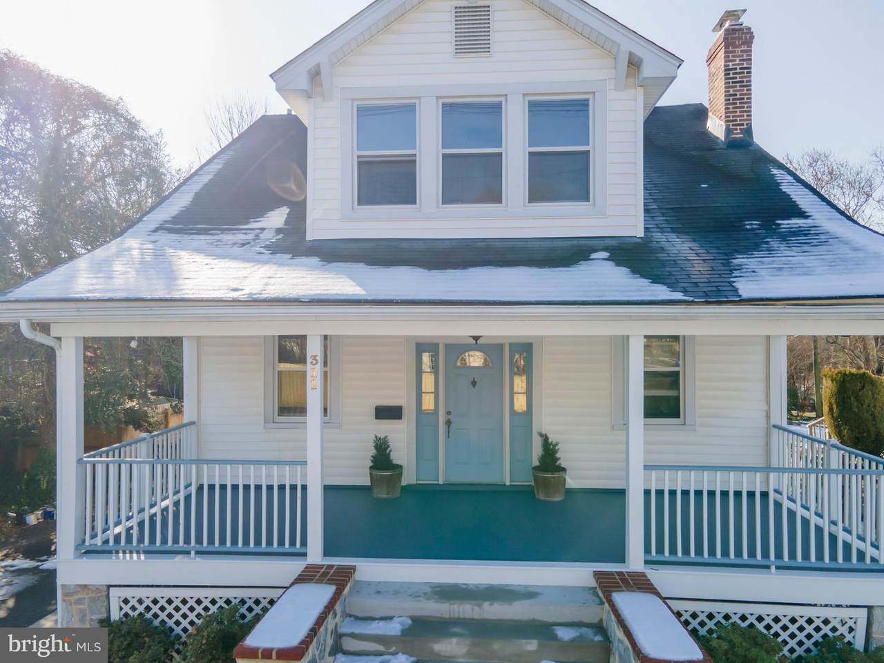 311 Lake Avenue - Photo 1