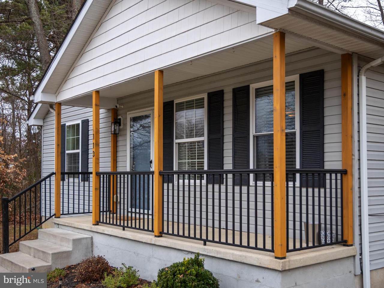 113 Collier Road - Photo 1