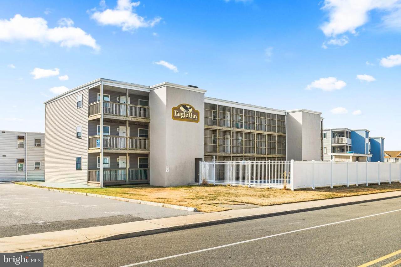 507 Robin Drive - Photo 1