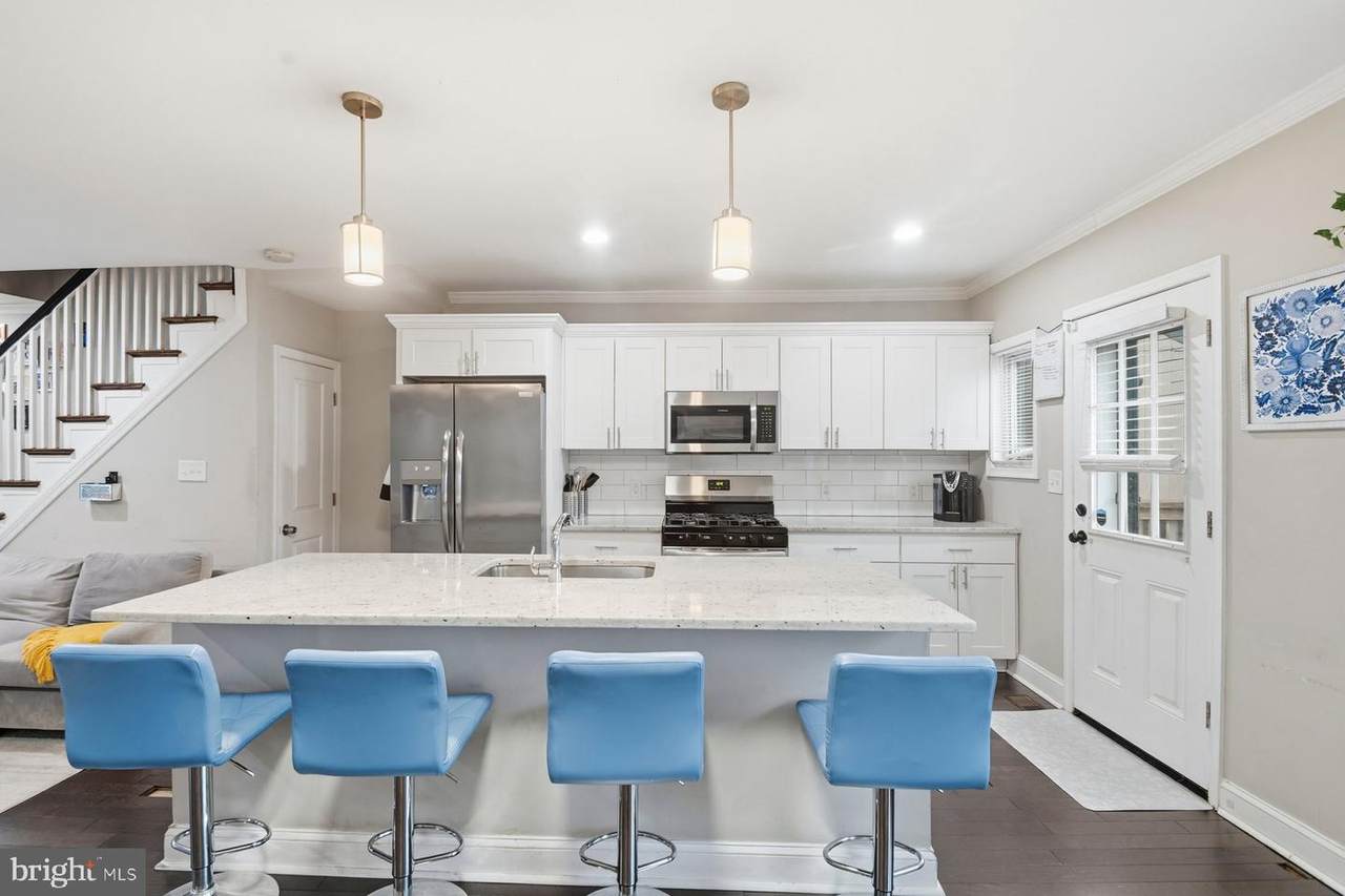 78 Dundalk - Photo 1