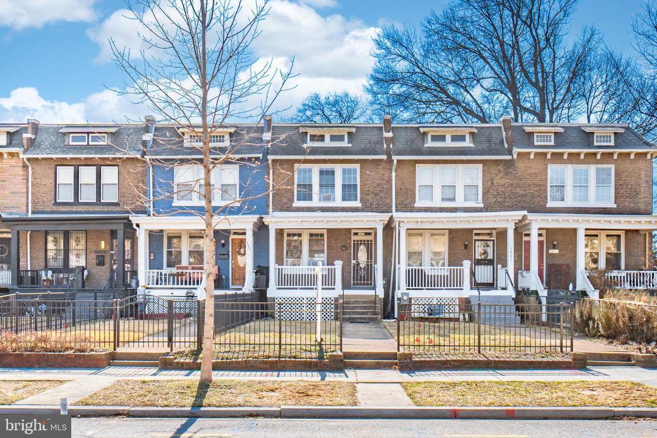 1805 Potomac Avenue - Photo 1