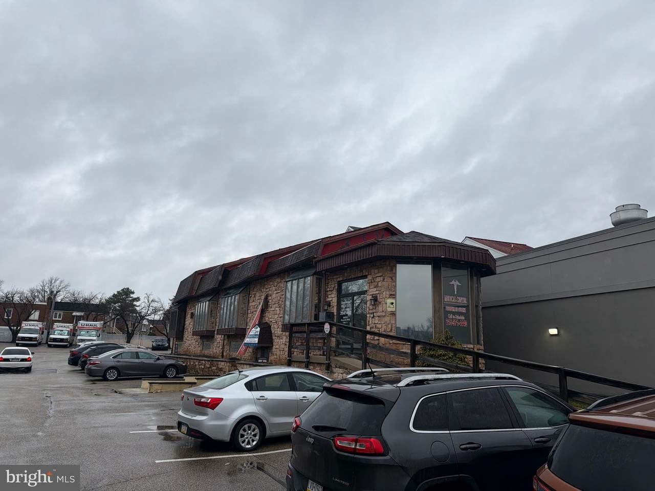 10050 Roosevelt Boulevard - Photo 1