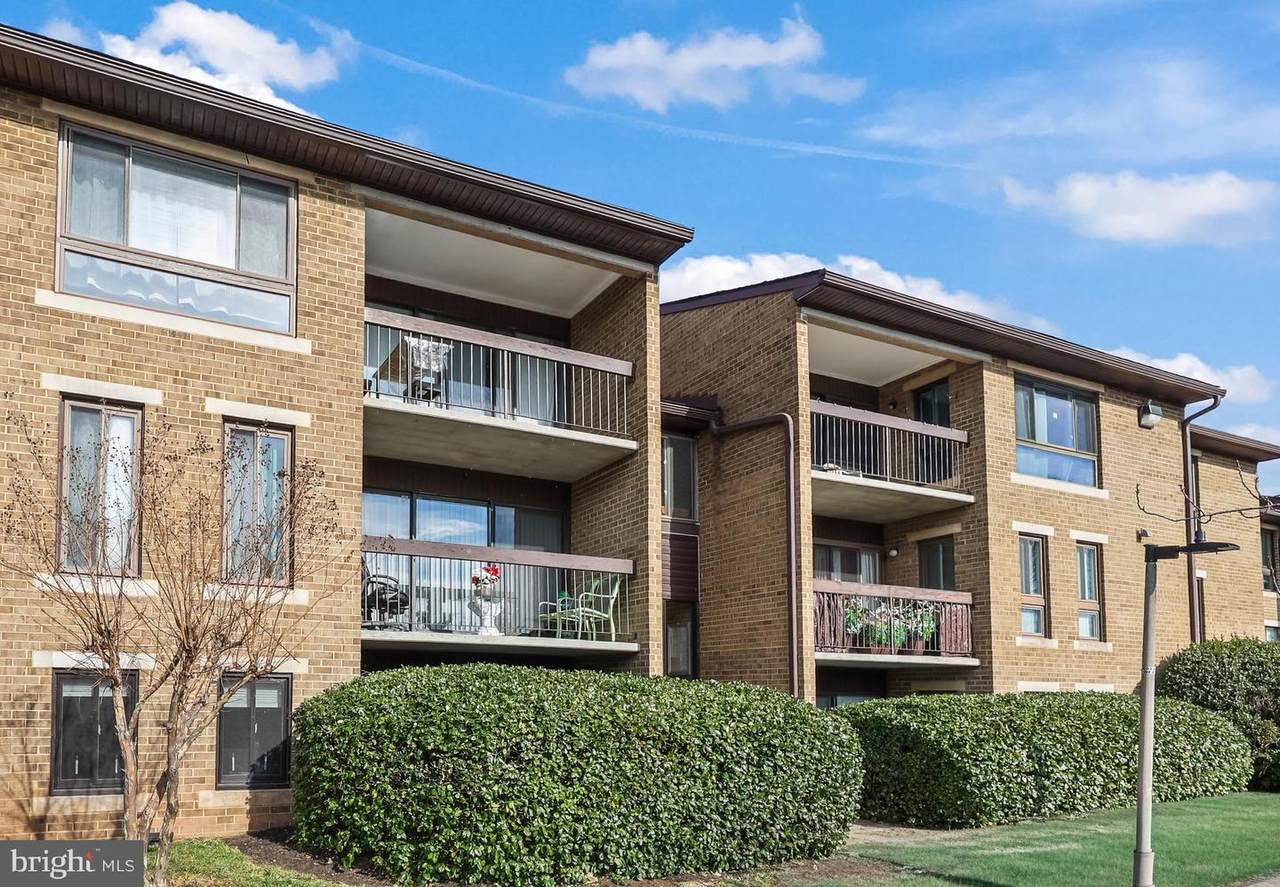 549 Florida Avenue - Photo 1