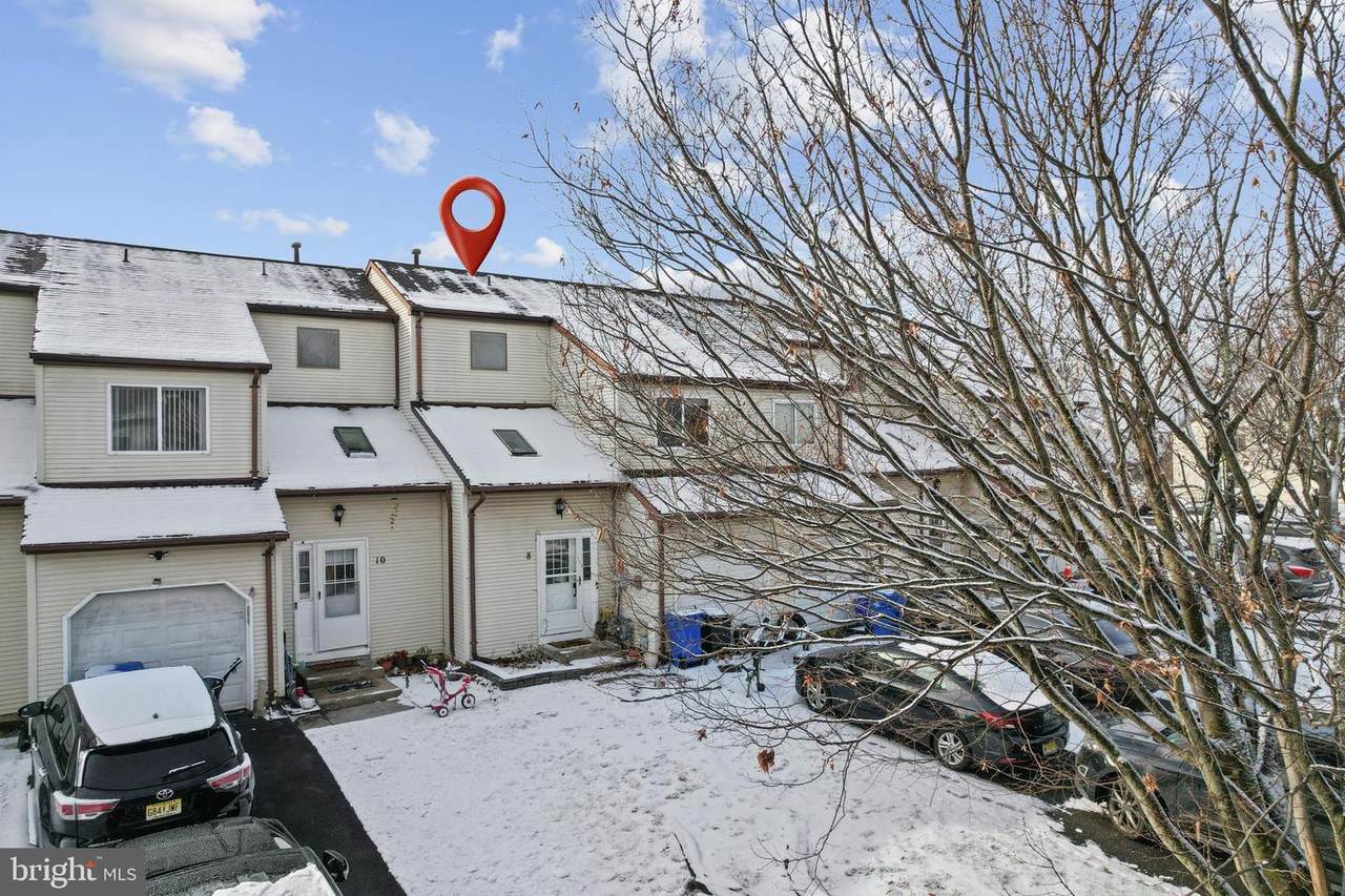 8 Bayleaf Drive - Photo 1