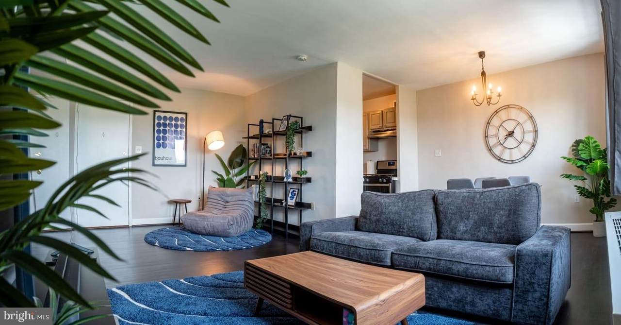 1300 Arlington Ridge Road - Photo 1