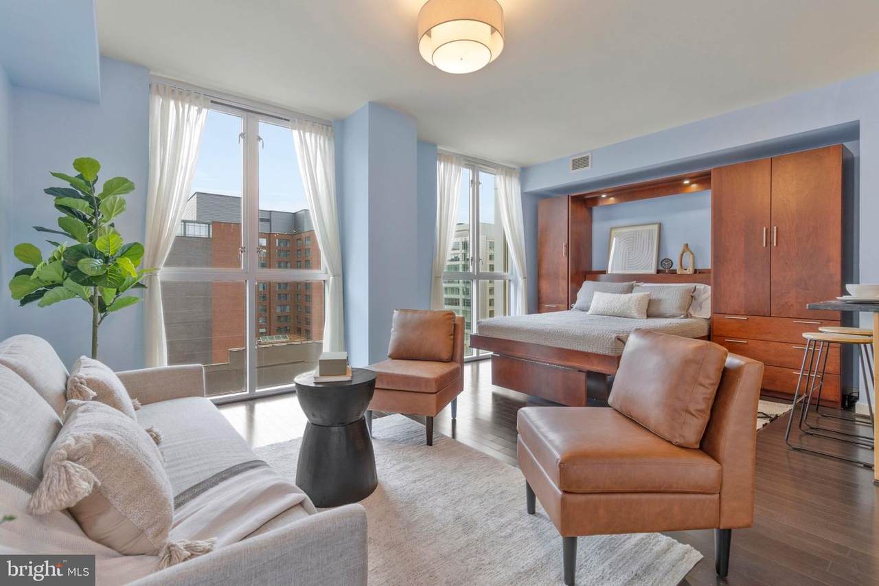 1025 1ST Street - Photo 1