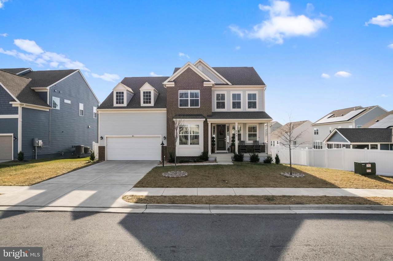 225 Lehigh Dr - Photo 1