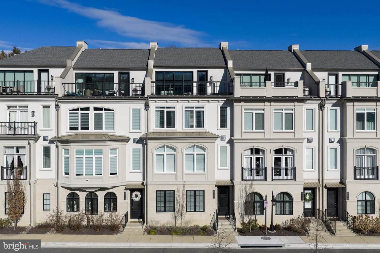 8215 River Road - Photo 1