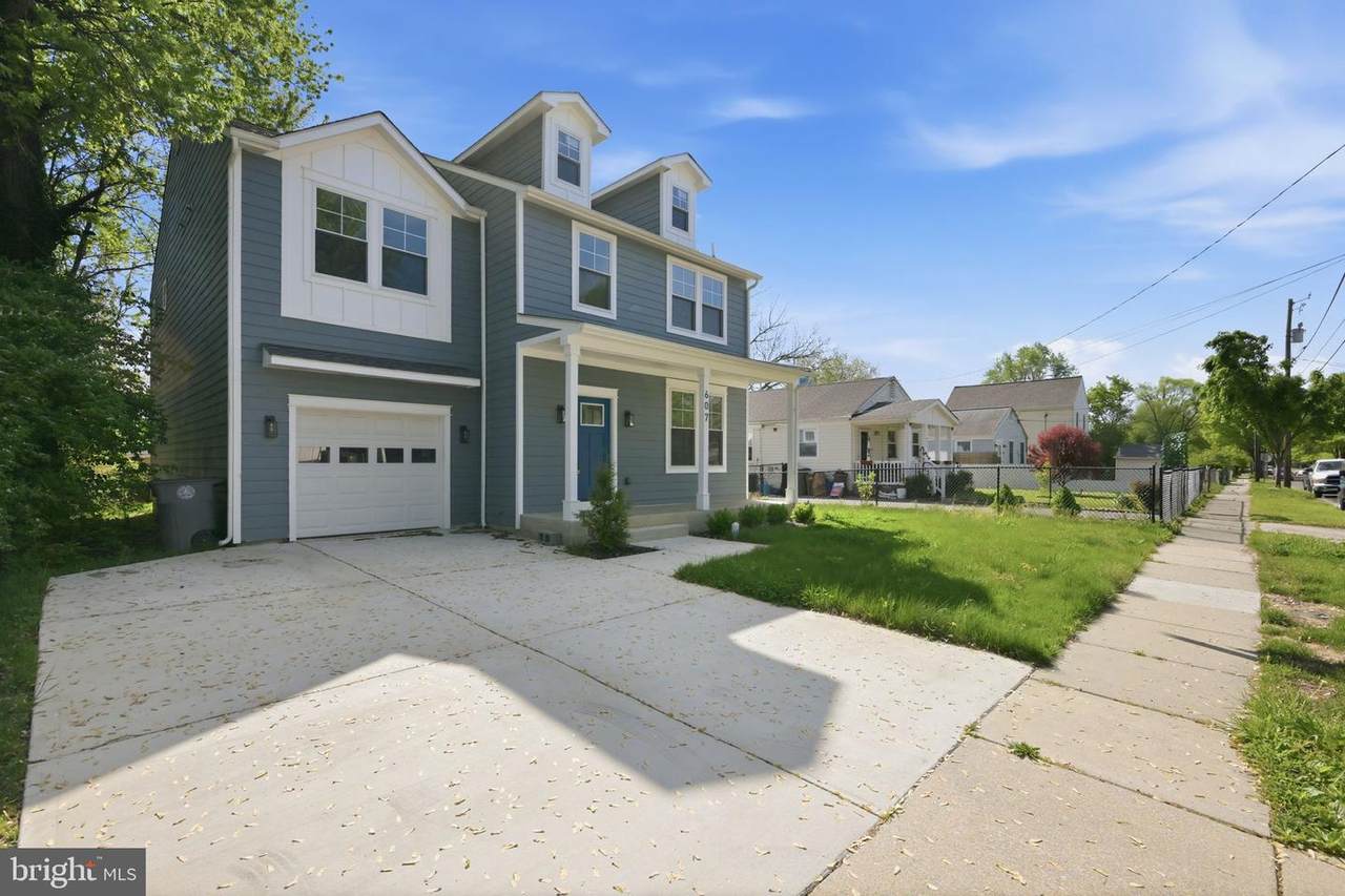 607 Burgundy Drive - Photo 1