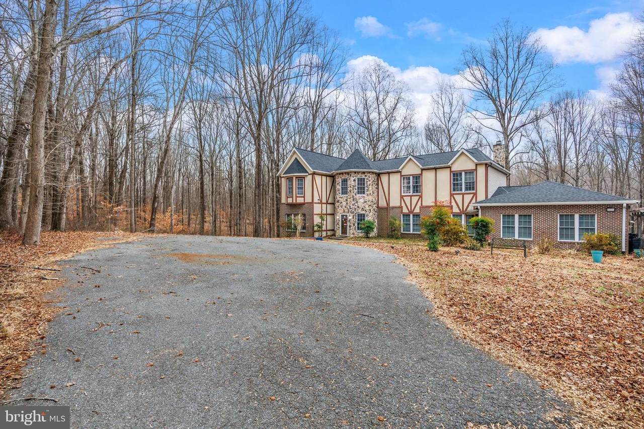 16729 Queen Anne Road - Photo 1