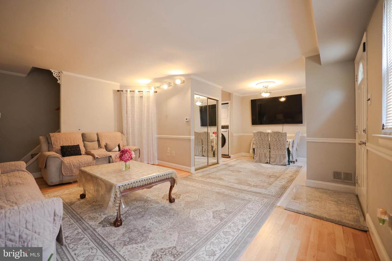 611-00 Edison Avenue - Photo 1