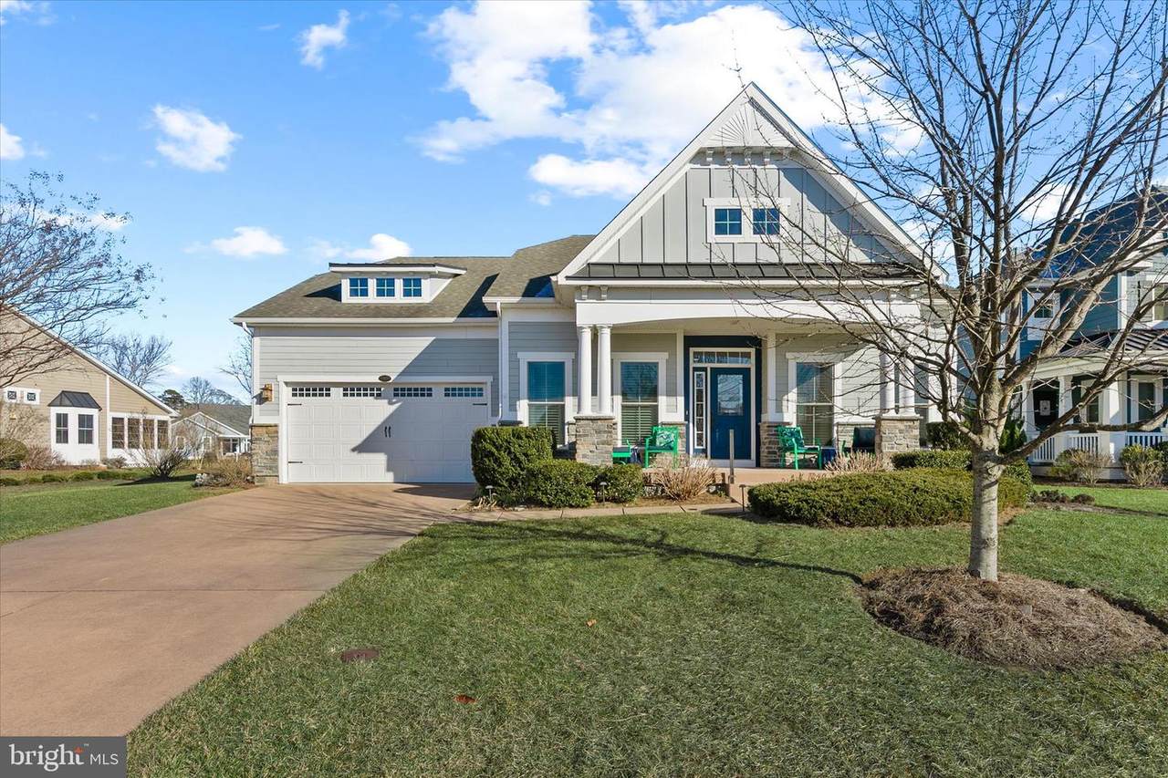 27053 Firefly Boulevard - Photo 1