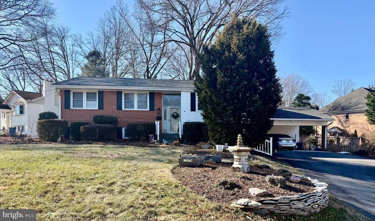 6535 Old Chesterbrook Road - Photo 1