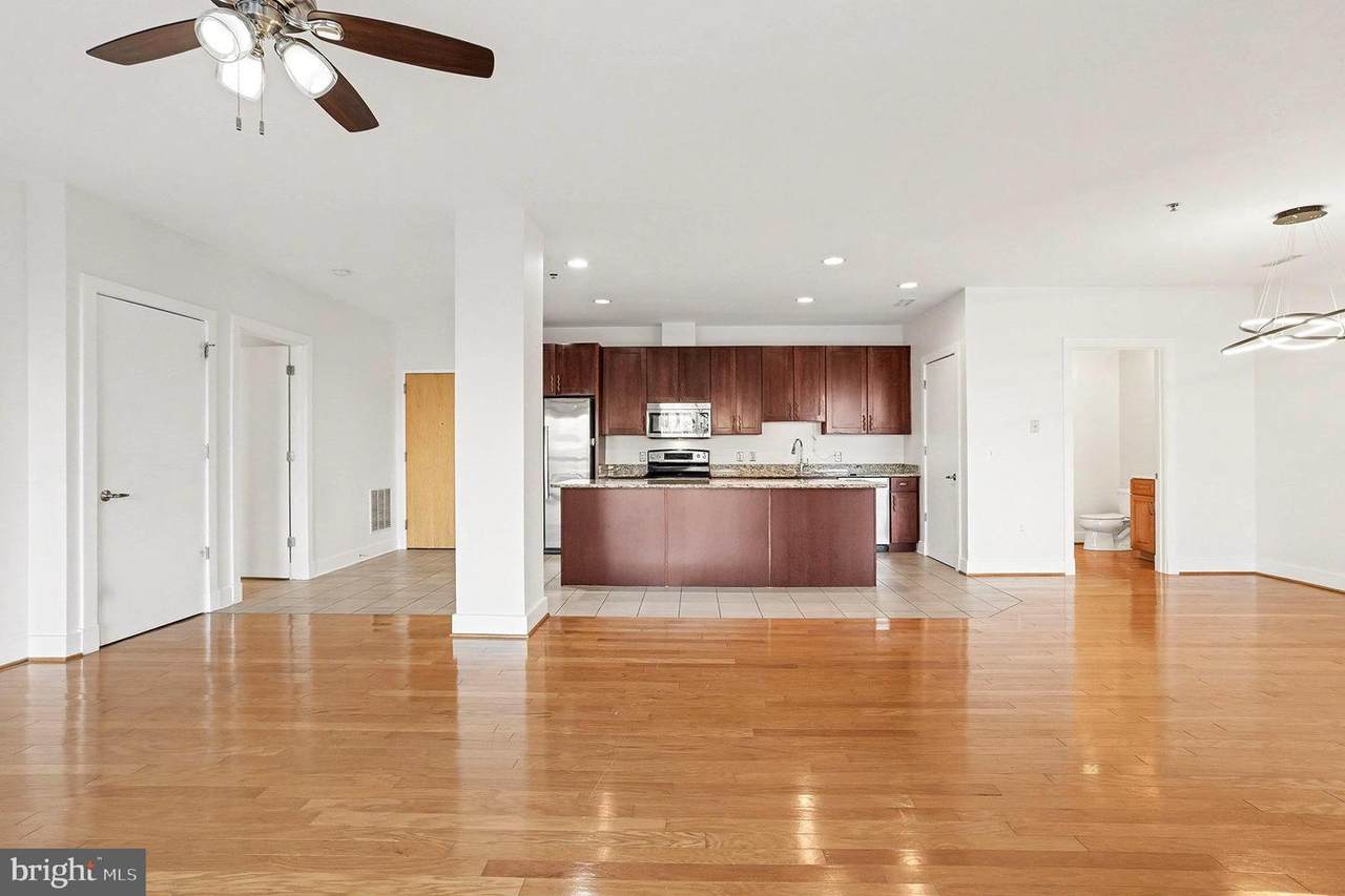 2772 Lighthouse Point - Photo 1