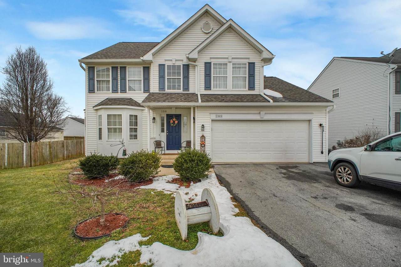 108 Estate Lane - Photo 1