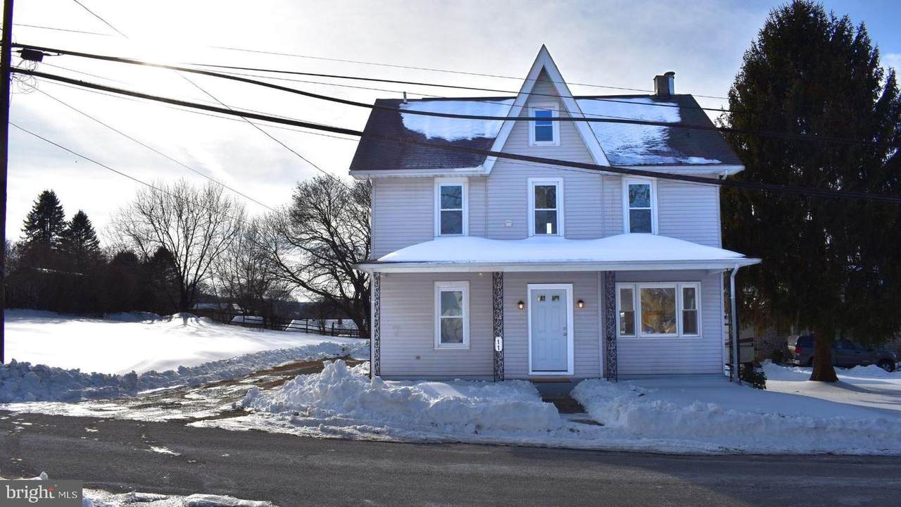 11 Newport Avenue - Photo 1