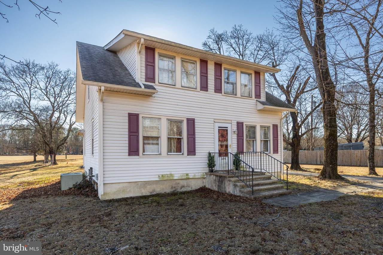 2276 Winslow Road - Photo 1