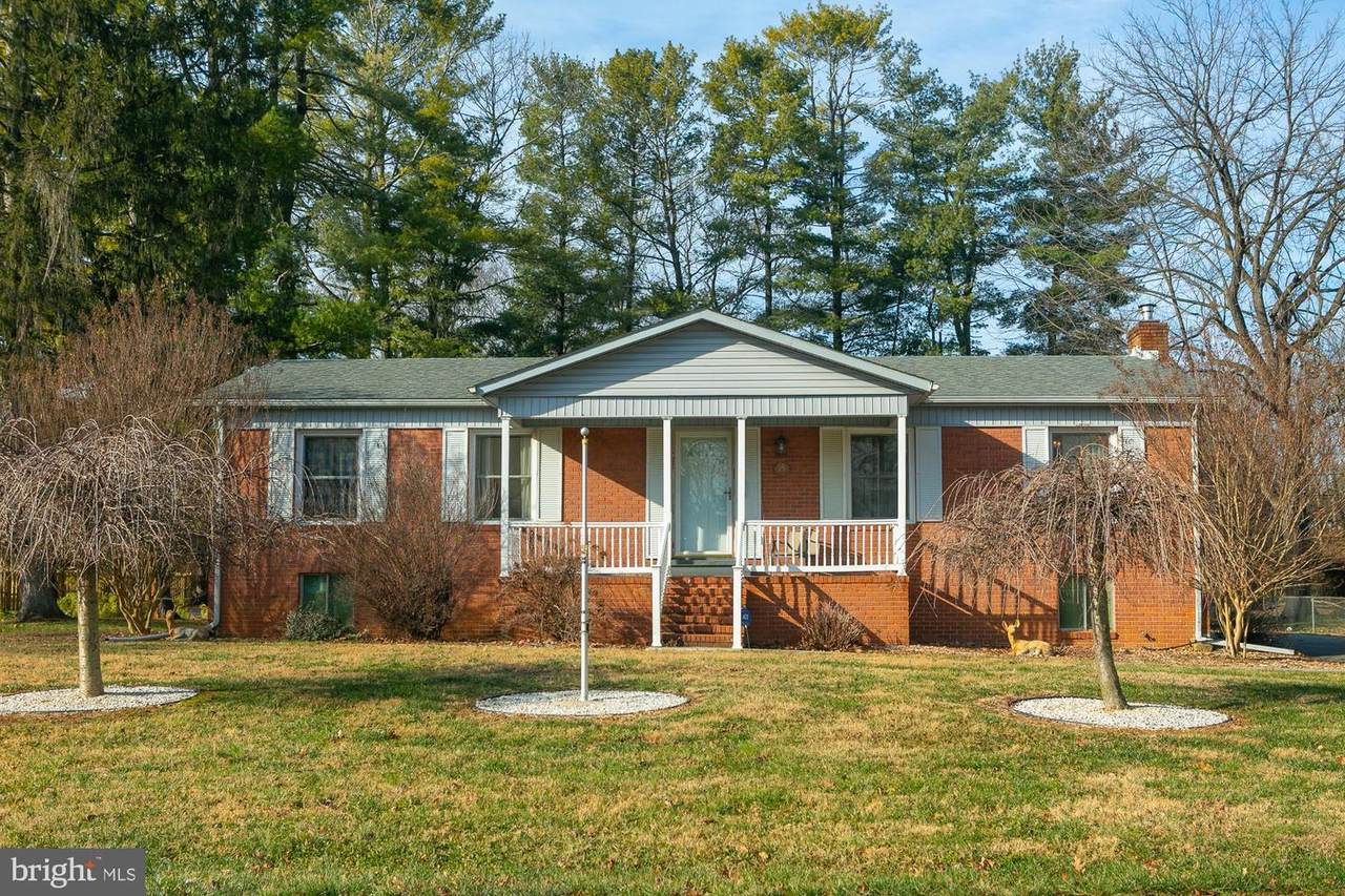 19 Cardinal Drive - Photo 1